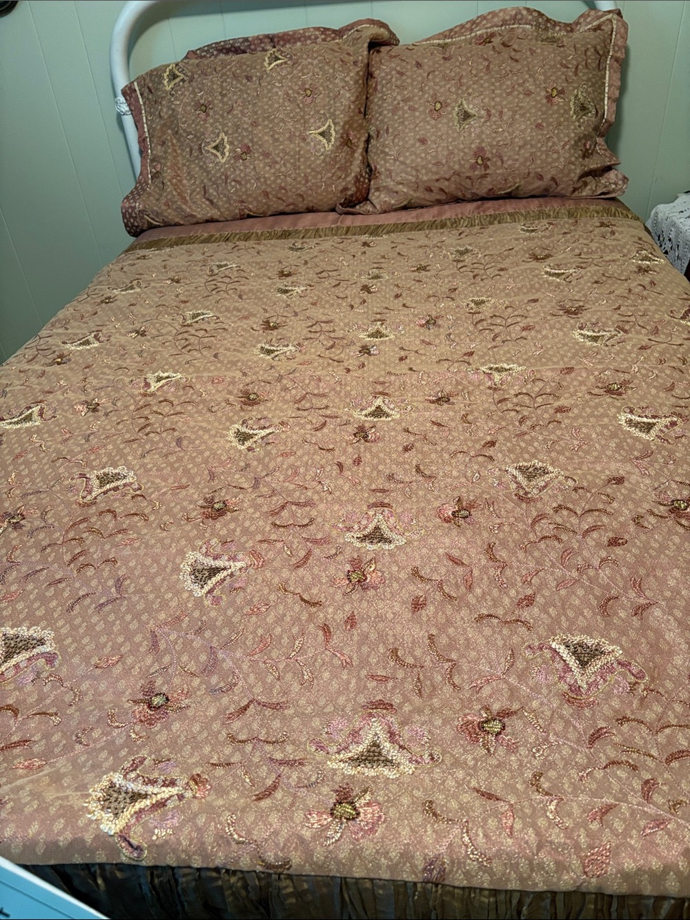 Elegant Taupe Embroidered Quilt Set - Home Bedding